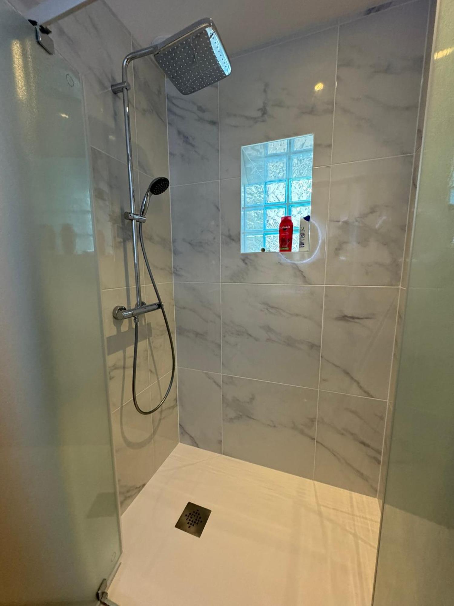 Appartement En Centre-Ville - Local Velos Disponible มาเยิน ภายนอก รูปภาพ